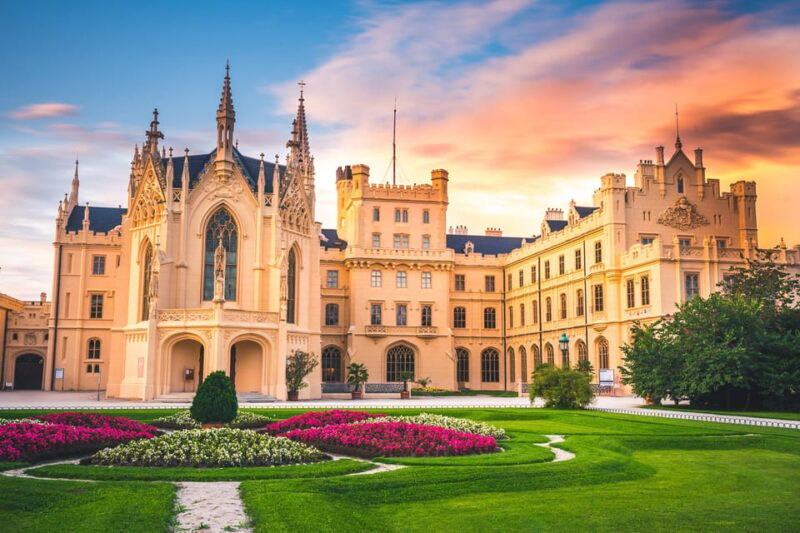 4 castles private day trip from Vienna to South Moravia - Discover Lednice Castle and UNESCO-listed Gardens