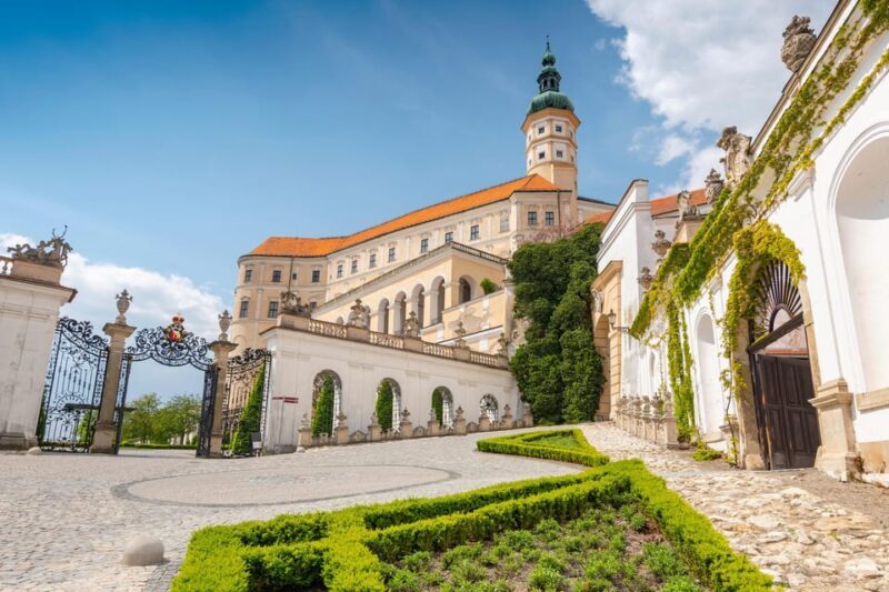 4 castles private day trip from Vienna to South Moravia - Exploring Mikulov’s Historic Town and Castle