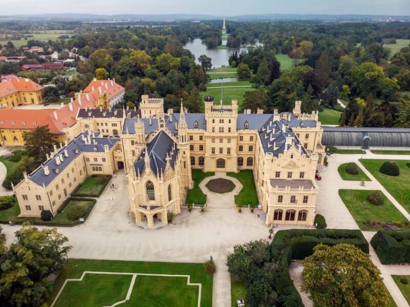 4 castles private day trip from Vienna to South Moravia - Comparing Similar Experiences