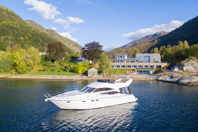 4 Day Bergen - Hardangerfjord private fjord-cruise - Visiting Norheimsund and Its Maritime Heritage