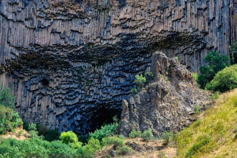 4-Day Cultural & Nature Escape with Wine Tasting - Ancient Temples and the Basalt Symphony of Stones