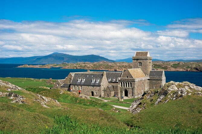 4 Day Mull, Iona and Staffa Puffin Experience from Edinburgh - The High Road through Glen Coe and the Whisky Experience