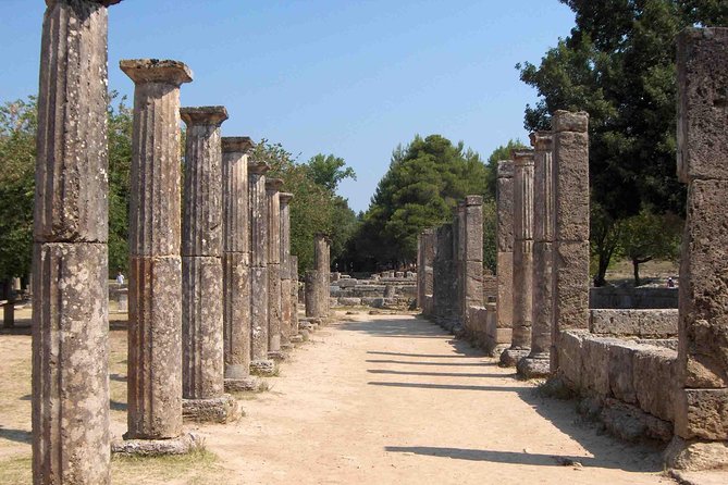 4-Days Argolis,Ancient Olympia,Delphi,Meteora private tour from Athens - Day Three: Delphi’s Sacred Site and Mountain Town