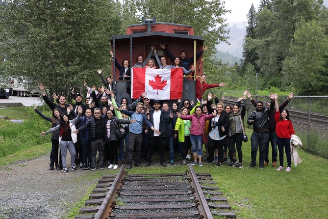 4 Days Canadian Rockies Fall/Spring Tour - Day 3: Banff Exploration and Emerald Lake