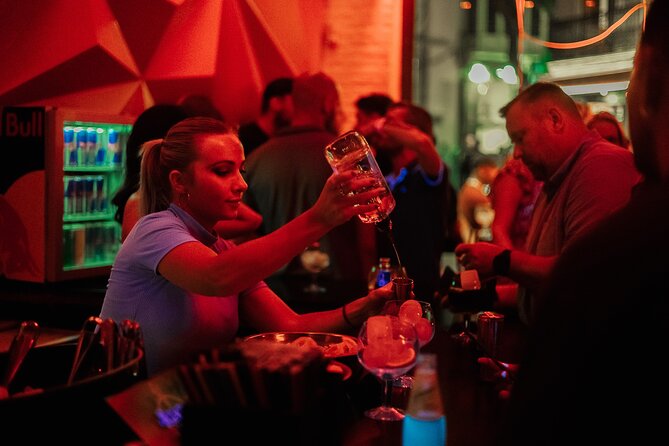 4 Hour Barcelona Fun Party Tour - Key Points