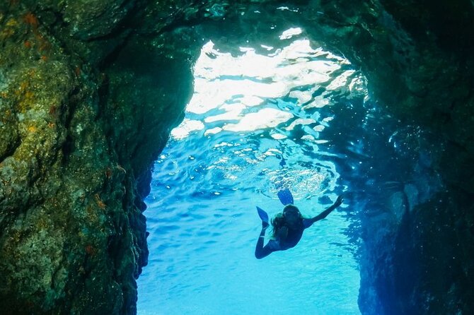 4-hour boat tour of the Amalfi Coast - Physical Activity and Accessibility