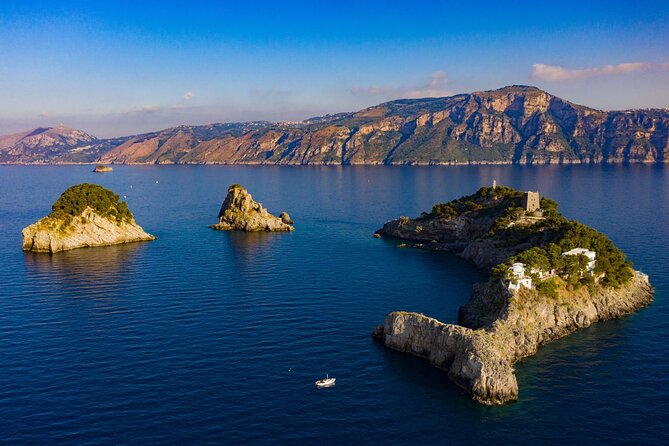 4-hour boat tour of the Amalfi Coast & Li Galli Islands - An Exciting 4-Hour Boat Adventure Along the Amalfi Coast and Li Galli Islands