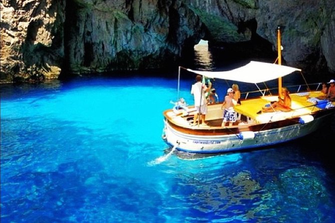 4 Hour Boat Tour To Discover Capri - Discover Capri from the Water with a 4-Hour Boat Tour