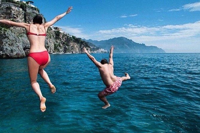 4 Hour Boat Tour To Discover Capri - Passing Punta Carèna Lighthouse and La Mìgliera Cliffs