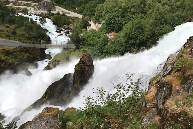 4 Hour Briksdal Glacier Tour in Briksdalsbreen Oldedalen - The Return Drive and Final Stop
