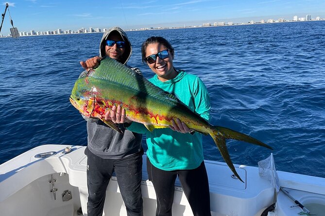 4 Hour Deep Sea Fishing Charters on Lady Helen in Fort Lauderdale - What’s Included in the Price
