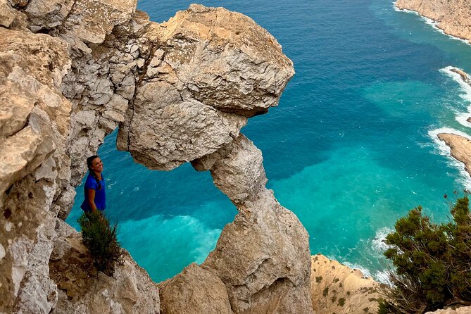 4 hour hiking in Ibiza-DIH Hike with us.Connect with nature! - Guided Exploration by Locals with Deep Trail Knowledge