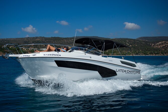 4 hour Luxury Private Charter on a Karnic SL800 - Key Points