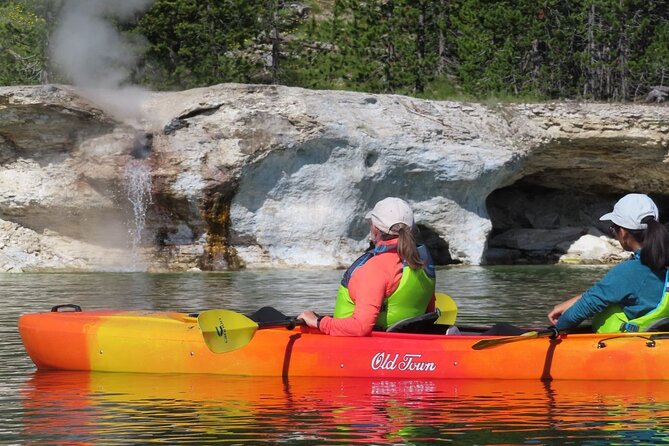 4-Hour Morning Kayak on Yellowstone Lake with Lunch - The Geothermal Wonders of West Thumb Geyser Basin