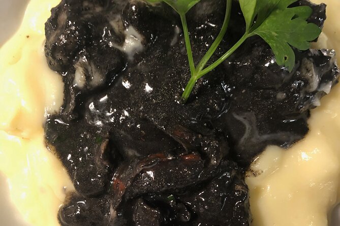 4-Hour Portuguese Cooking and Wine Experience - The Meal: Lunch or Dinner Paired with Portuguese Wines