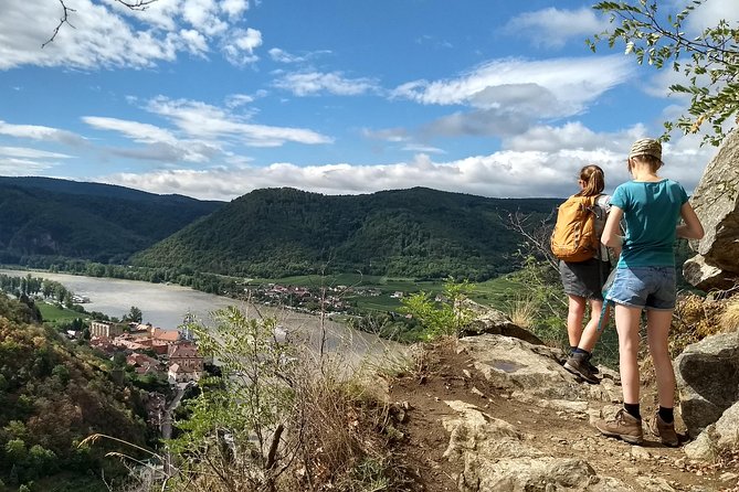 4-Hour Private Alpine Hiking Tour 'In the footsteps of king Lionheart' - The Charm of Dürnstein After the Hike