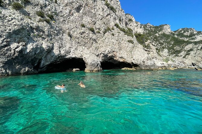 4 Hour Private Boat Tour of Capri - White Grotta and the Red Coral Cave
