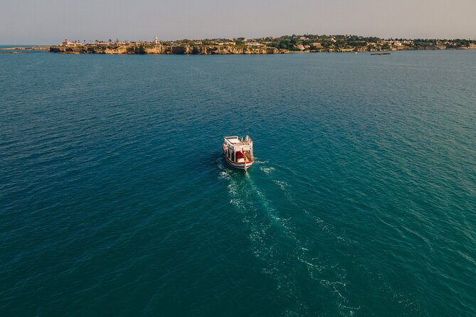 4-Hour Private Boat Tour of Ortigia Island with Lunch - Discover the Charm of a Private Boat Tour in Ortigia, Sicily