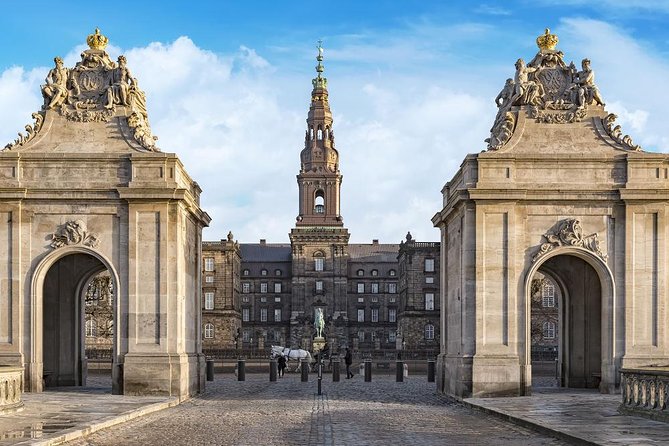 4-Hour Private Half-Day Frederiksborg Castle Tour - Key Points