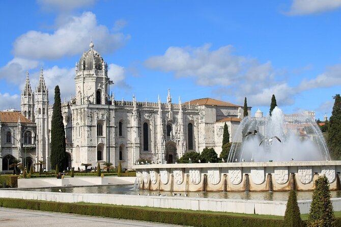 4 Hour Private Tuk Tuk Tour Explore the Old and the New Lisbon - Sweet Stop at Pastéis de Belém