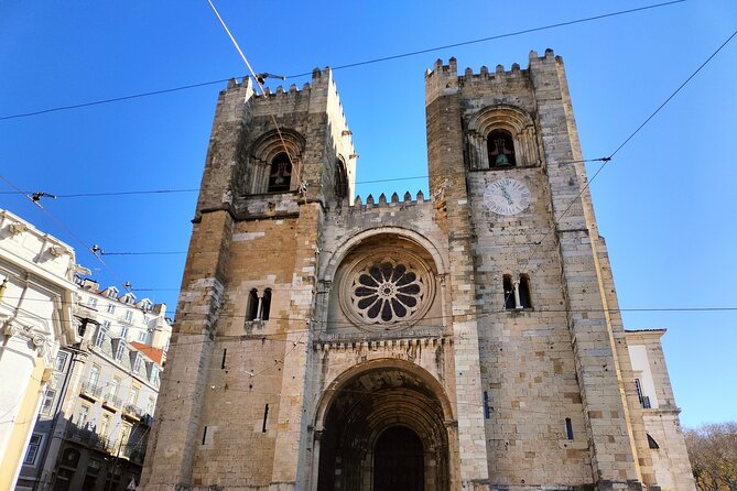 4 Hour Private Tuk Tuk Tour in Lisbon - Architectural Marvels and Historic Squares