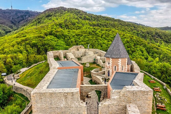 4-hour Private Zagreb & the Mountain Tour in a Yugo car - Exploring Zagrebs Main Squares and Historic Buildings