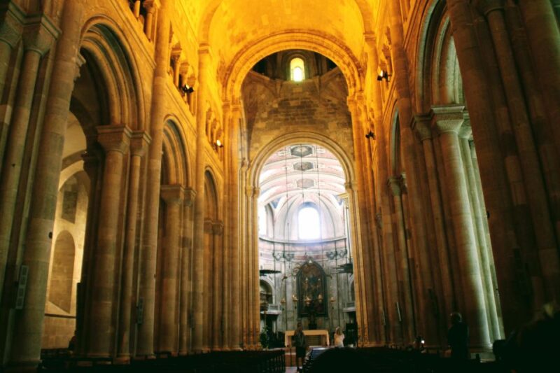 4-hour sightseeing TukTuk Tour Lisbon - Belém Free Pickup - Logistic Details: Meeting Point, Booking, and Cancellation Policies