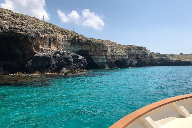 4 hour tour visiting all the caves, swimming stops and aperitif - Swimming and Relaxing in Cliffside Coves