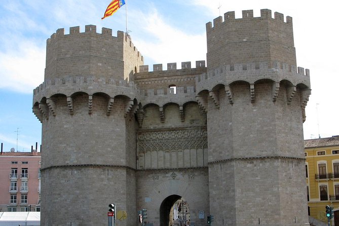 4-Hour Valencia Private Tour with transport - The Heart of Valencia: The Cathedral and Its Artistic Entrance