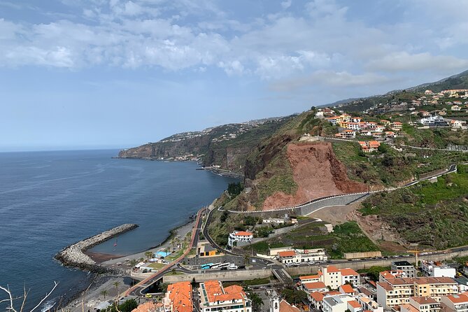 4 Hours Adventure Jeep Tour in Central Madeira Portugal - Logistics and Group Size