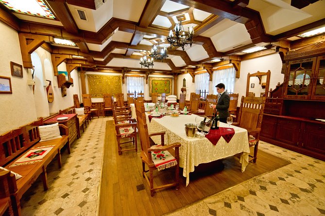 4 Hours Cricova Winery Tour with Tasting - Logistics: Meeting Point and Transportation