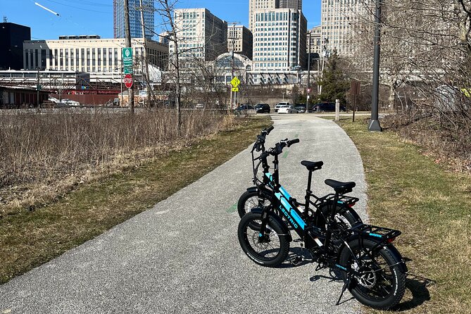4 Hours E-Bike Rental in Cleveland - Discover Cleveland on a 4-Hour E-Bike Adventure