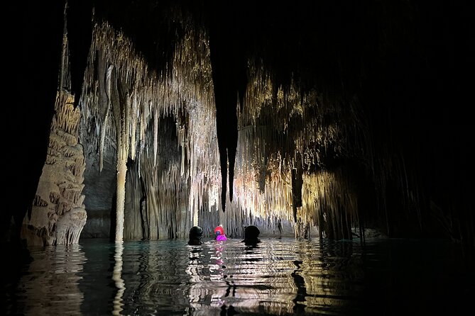 4 hours enjoying unique aquatic caves in Mallorca - Key Points