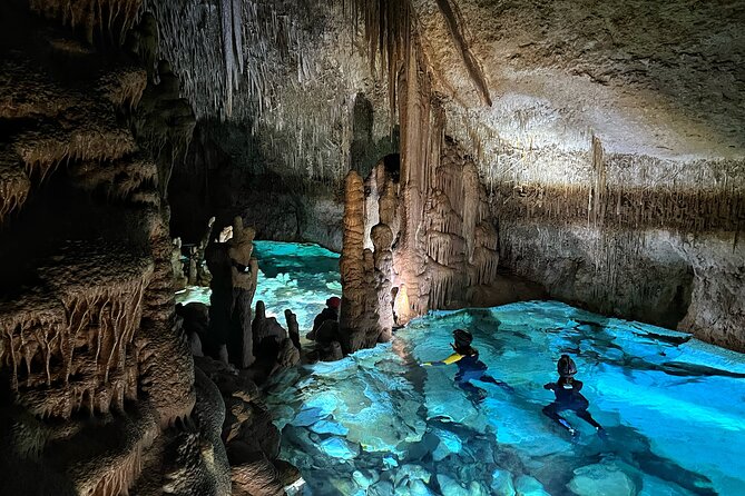 4 hours enjoying unique aquatic caves in Mallorca - Exploring the Aquatic Caves and Crystal Lakes