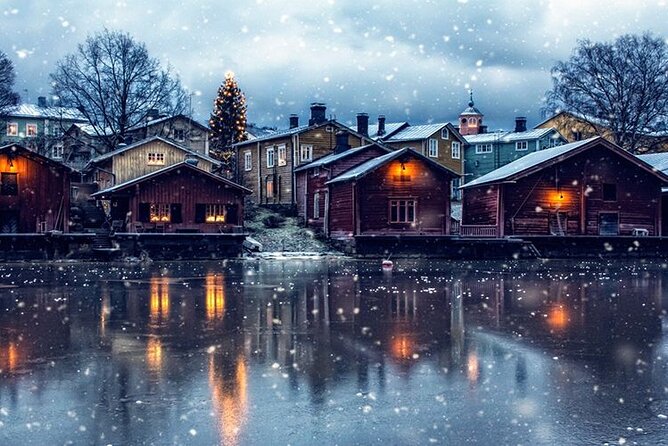 4 hours Helsinki and Porvoo Guided VIP Tour by Luxury Car - The Loyly Sauna with Baltic Sea Views