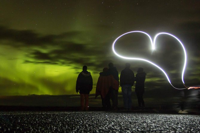 4 Hours Northern Lights Private Luxury Tour - Who Should Choose the Private Northern Lights Tour?