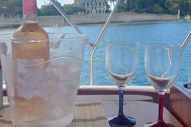 4 Hours Private Day Cruise with Sailboat in Corfu - Mouse Island: Photo Opportunity with Airplanes Flying Above