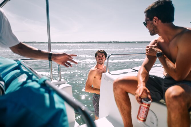 4 Hours Private Tour with Dives in Catamaran in Lisbon - Oeiras: Bay, Swimming, and Relaxation