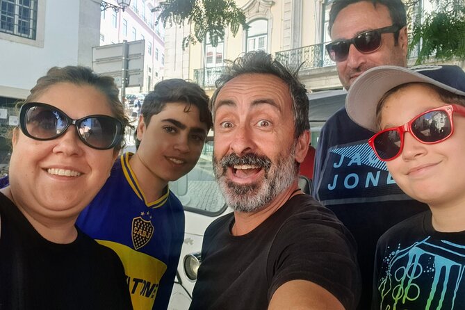 4 Hours Tuk Tuk Tour - 7 Hills Adventure in Lisboa - Exploring Mouraria and the Sunset Viewpoint at Senhora do Monte