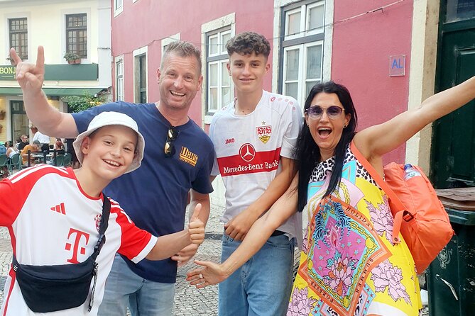 4 Hours Tuk Tuk Tour - 7 Hills Adventure in Lisboa - Inside Historic Churches: São Vicente de Fora and São Roque