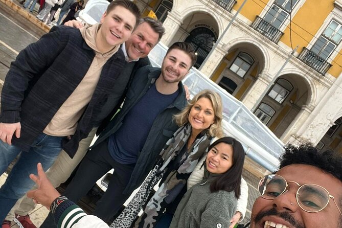 4 Hours Tuktuk City Tour in Lisbon - Logistical Details and Tour Structure