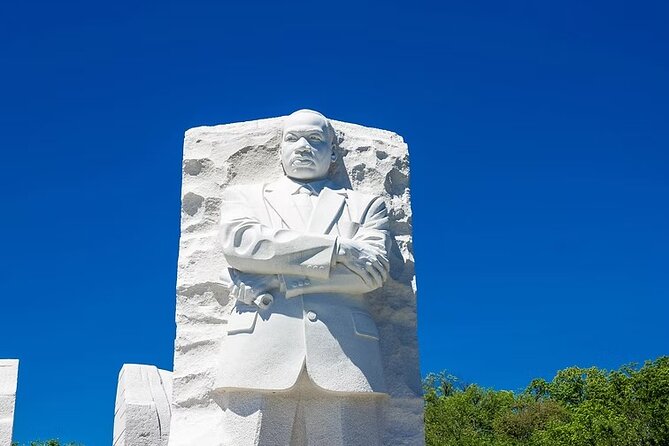 4-Hr DC Monuments Small Group Sightseeing Guided Tour - Paying Tribute at the Vietnam Veterans Memorial