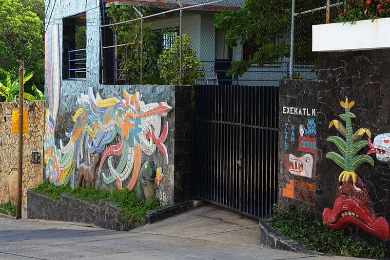 .4-Hrs Cruise or Hotels City Tour Experience w/High Divers - The Chapel of Peace: Perched in the Las Brisas Neighborhood