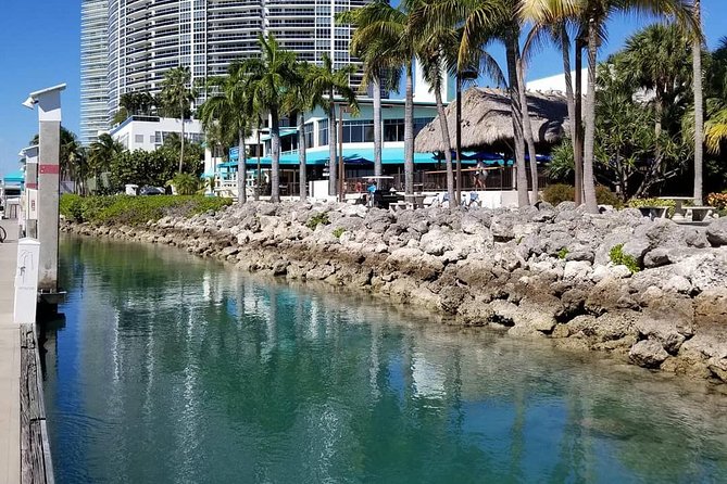 42 Ft Private Yacht Miami, rent for 2 our 4 hours, for 12 people - Custom Routes and Water Activities