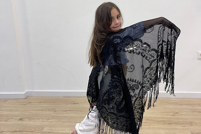 45 minutes flamenco dance class for family in Málaga - What to Wear and How to Prepare