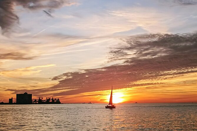 4h Exclusive Sail in Lisbon: Your Private Escape - The Experience on Board: Comfort and Learning