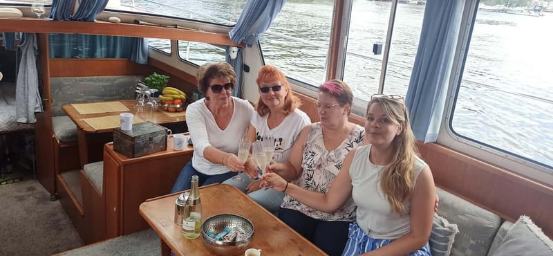 4h Harbor and Castle Sightseeing Cruise, our most booked! - Passing by Pfaueninsel and Wannsee