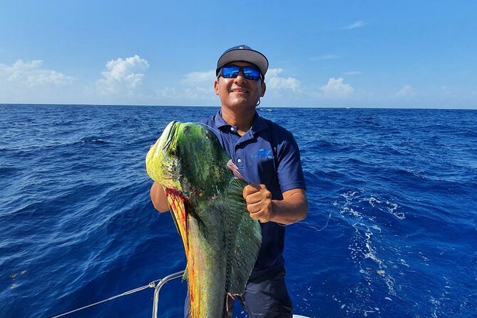 4H Luxury 44' Catamaran All-Inclusive in Tulum & Playa del Carmen - Open Bar and Refreshments: Drinks for Every Taste