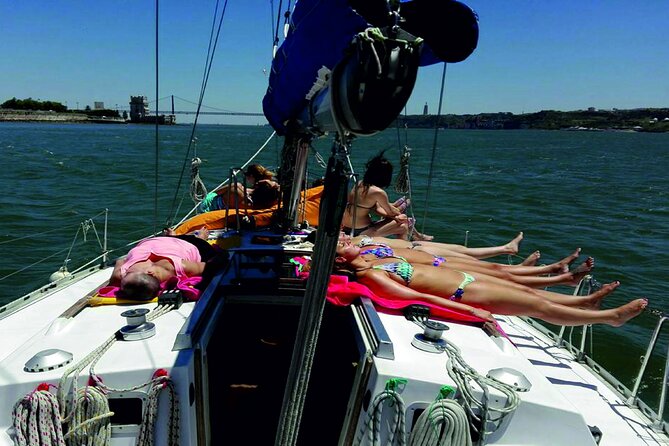 4H Private Sailing Tour with Water Activity (Drinks and BBQ as option) - Who Should Book This Tour