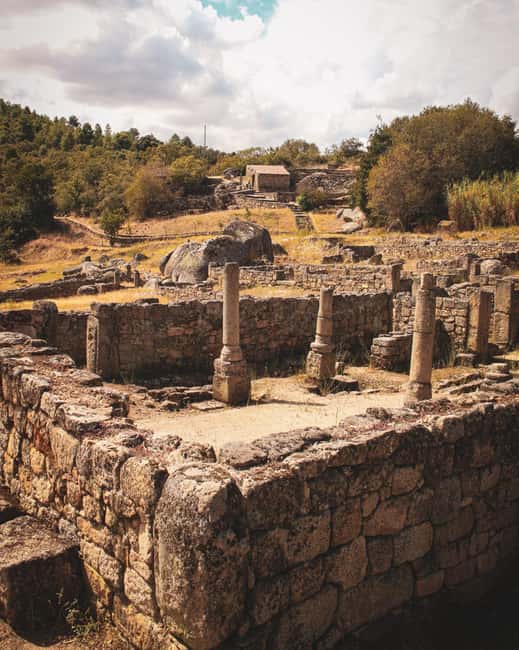 4x4 Adventure in the Secret Douro: Wines, Villages, and Flavors - Key Points